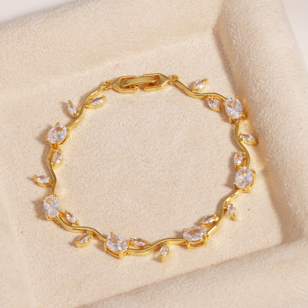 Dainty Rose Bracelet